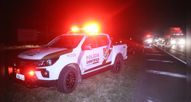 Acidente na PR-151 deixa dois mortos e vários feridos