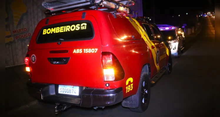 Agentes do Corpo de Bombeiros também foram acionados para a situação.