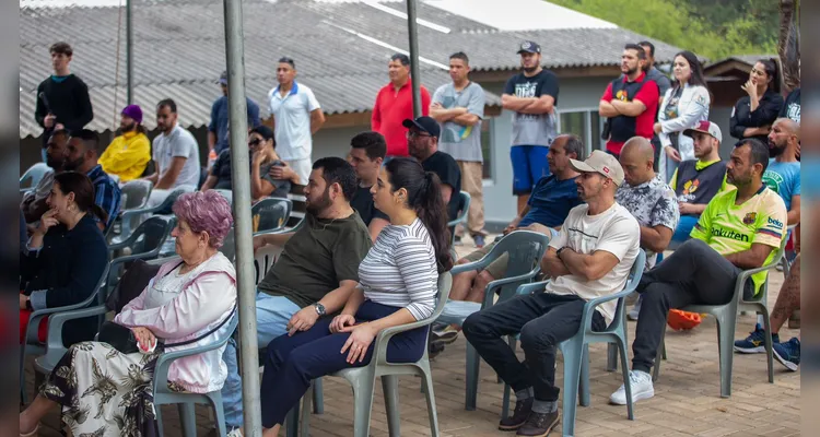 Inauguração contou com a presença de autoridades, familiar e apoiadores.