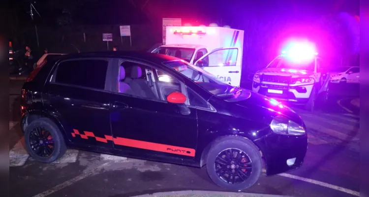 Fiat Punto que tentou avançar contra o guarda municipal.