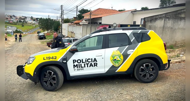 Agentes da Polícia Militar foram acionados para a situação.