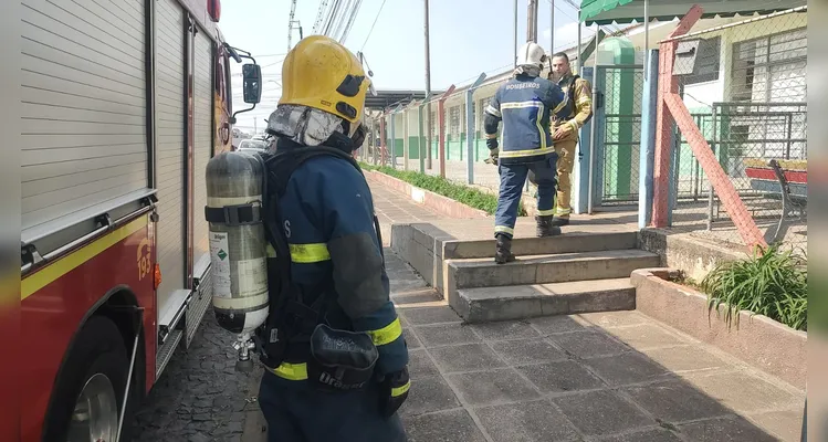 Com protocolo de segurança iniciado, Corpo de Bombeiros foi mobilizado até o local.