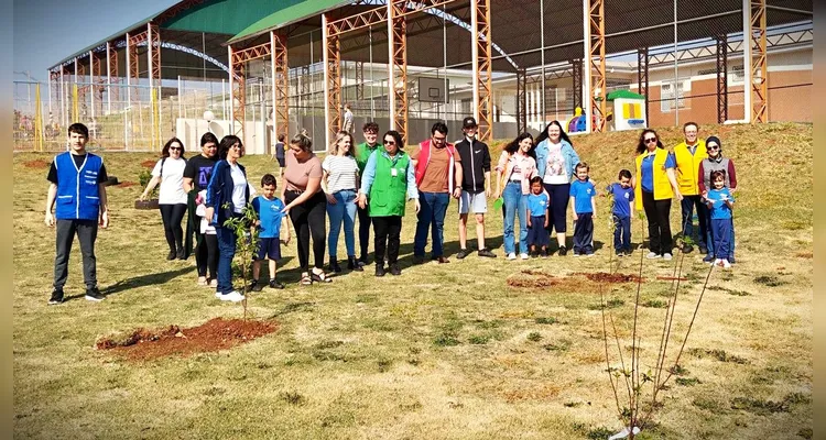 Expo&Flor plantou mais de 200 mudas árvores em Ponta Grossa