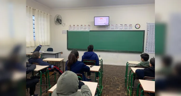 Educandos puderam imergir no conteúdo e realizar produções sobre o tema.