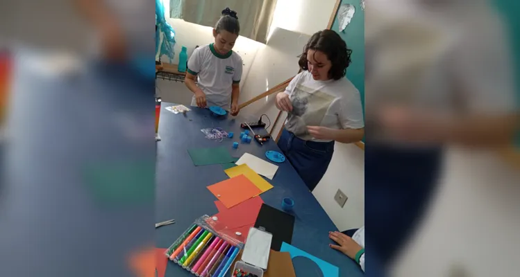 Confira a visita dos alunos à Universidade Estadual de Ponta Grossa.