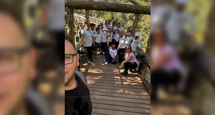 Veja as fotos dos passeios dos estudantes em vários locais.