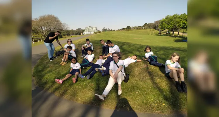 Veja as fotos dos passeios dos estudantes em vários locais.