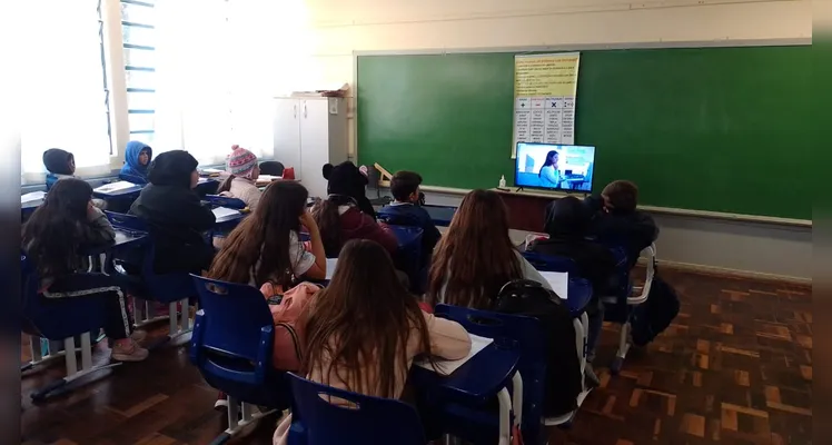 Confira as fotos das ações dos educandos em sala de aula.