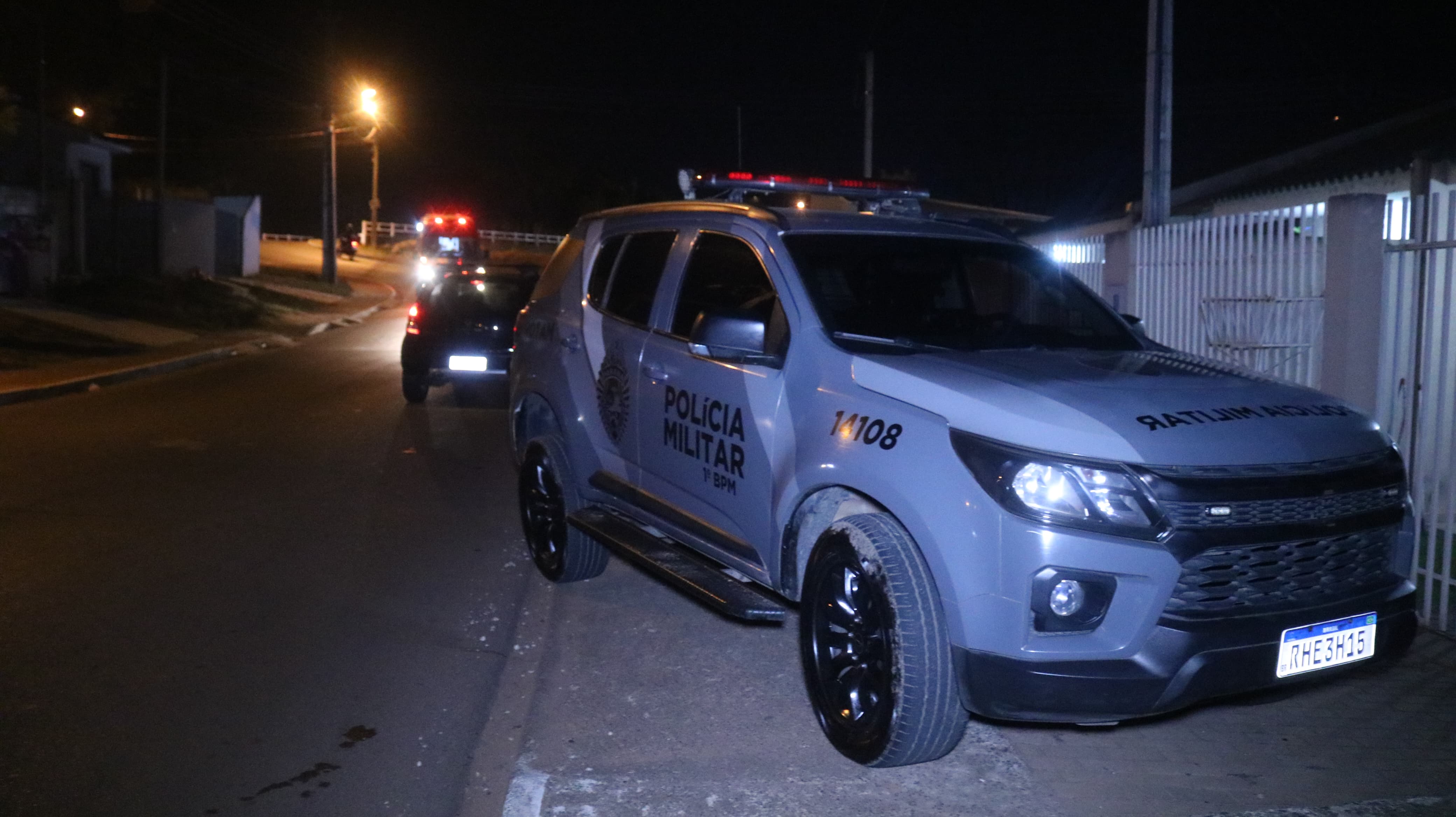 Homem é morto a tiros durante discussão em bar, no Lagoa Dourada, em Ponta Grossa |