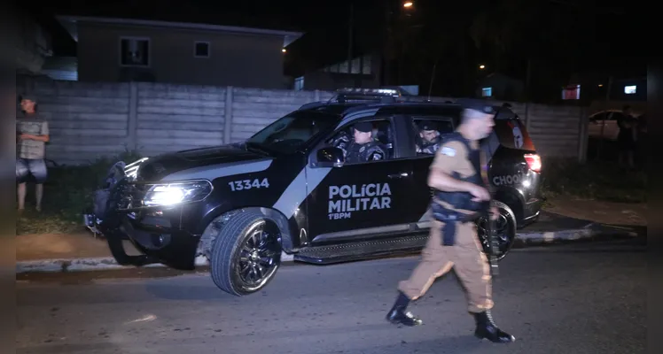 Homem é morto a tiros durante discussão em bar, no Lagoa Dourada, em Ponta Grossa |