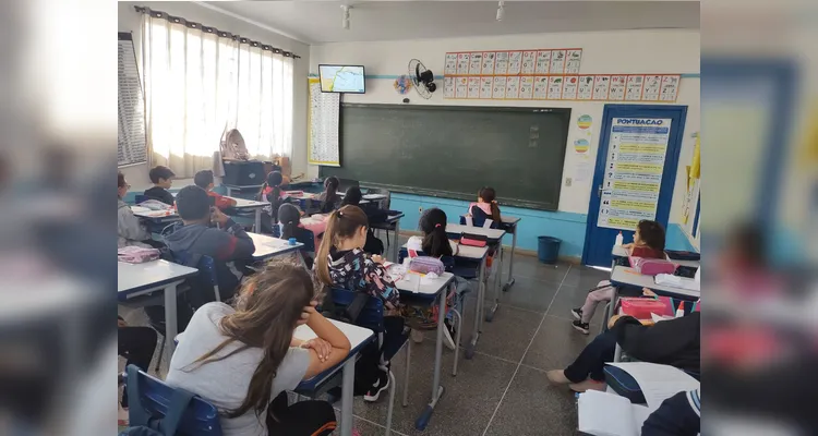 Veja como foi o trabalho e a 'roda de chimarrão' em sala de aula.