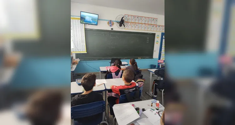 Veja como foi o trabalho e a 'roda de chimarrão' em sala de aula.