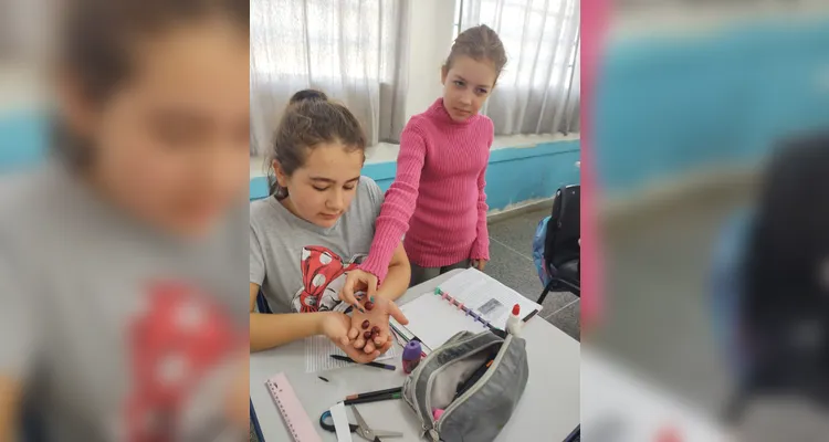 Veja como foi o trabalho e a 'roda de chimarrão' em sala de aula.