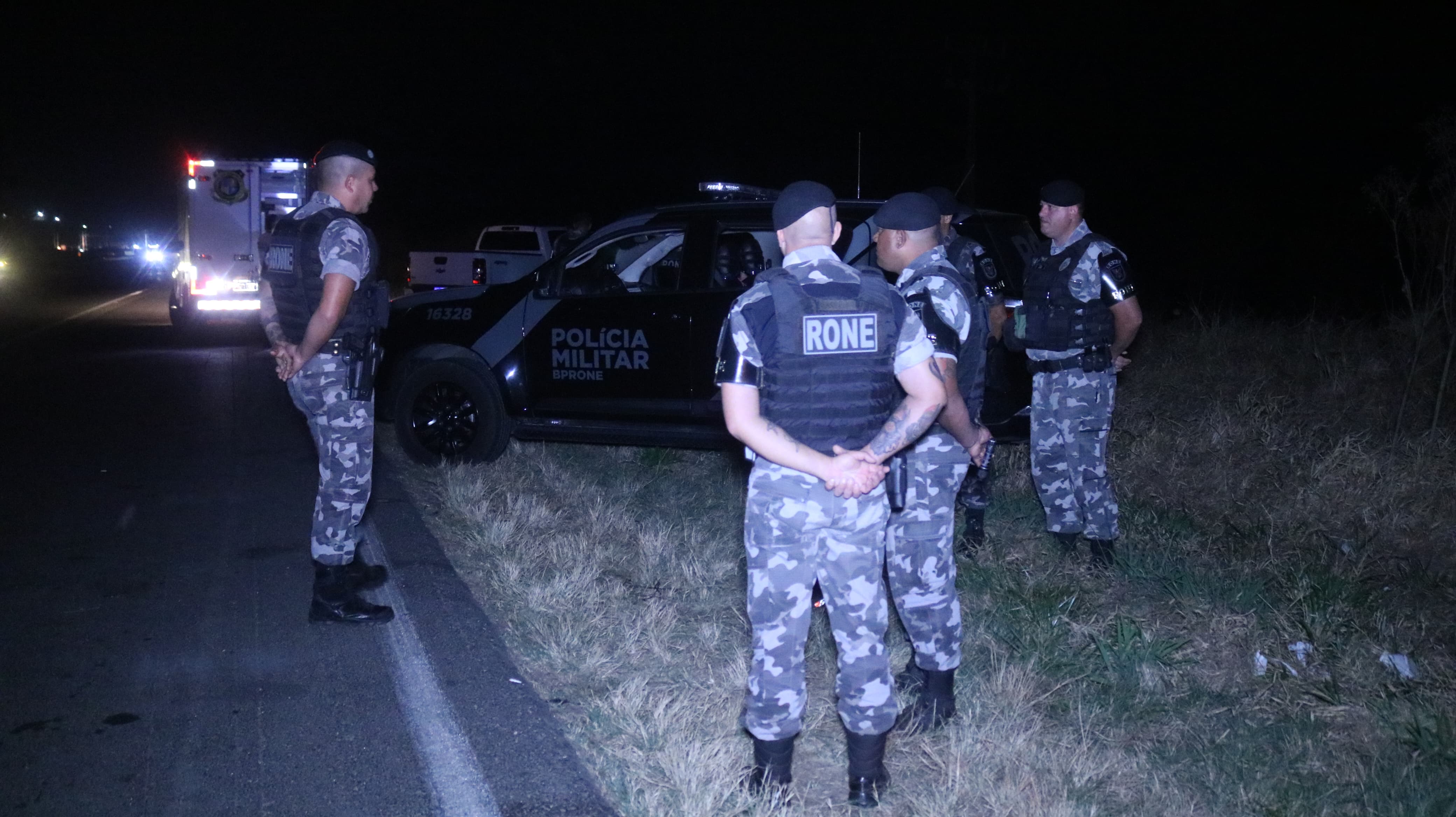 Homem que pilotava moto roubada e portava drogas morre após confronto contra o batalhão de Rone da Polícia Militar, em Ponta Grossa |