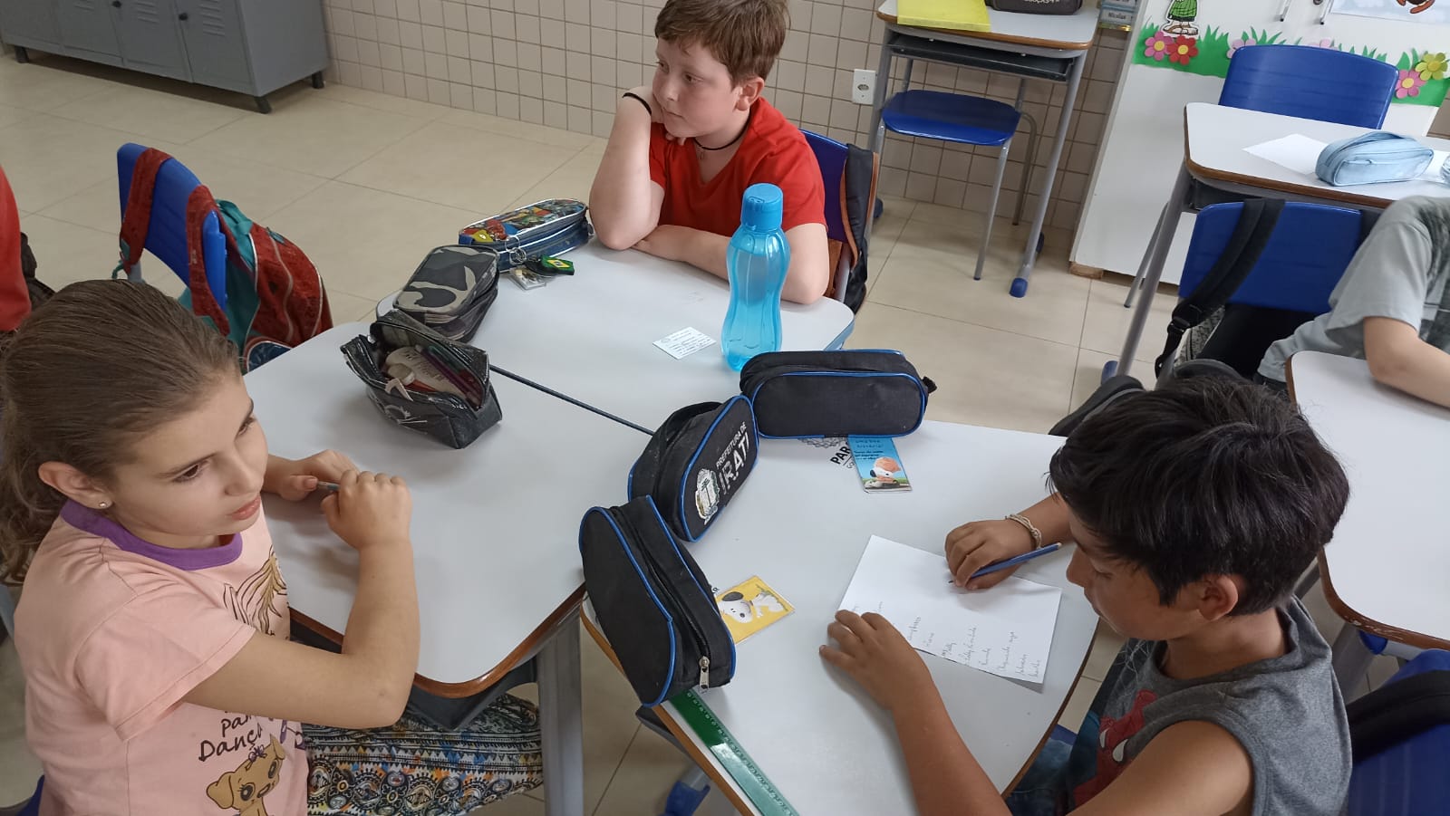 Confira os registros do trabalho dos alunos em sala de aula.