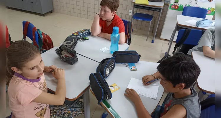 Confira os registros do trabalho dos alunos em sala de aula.