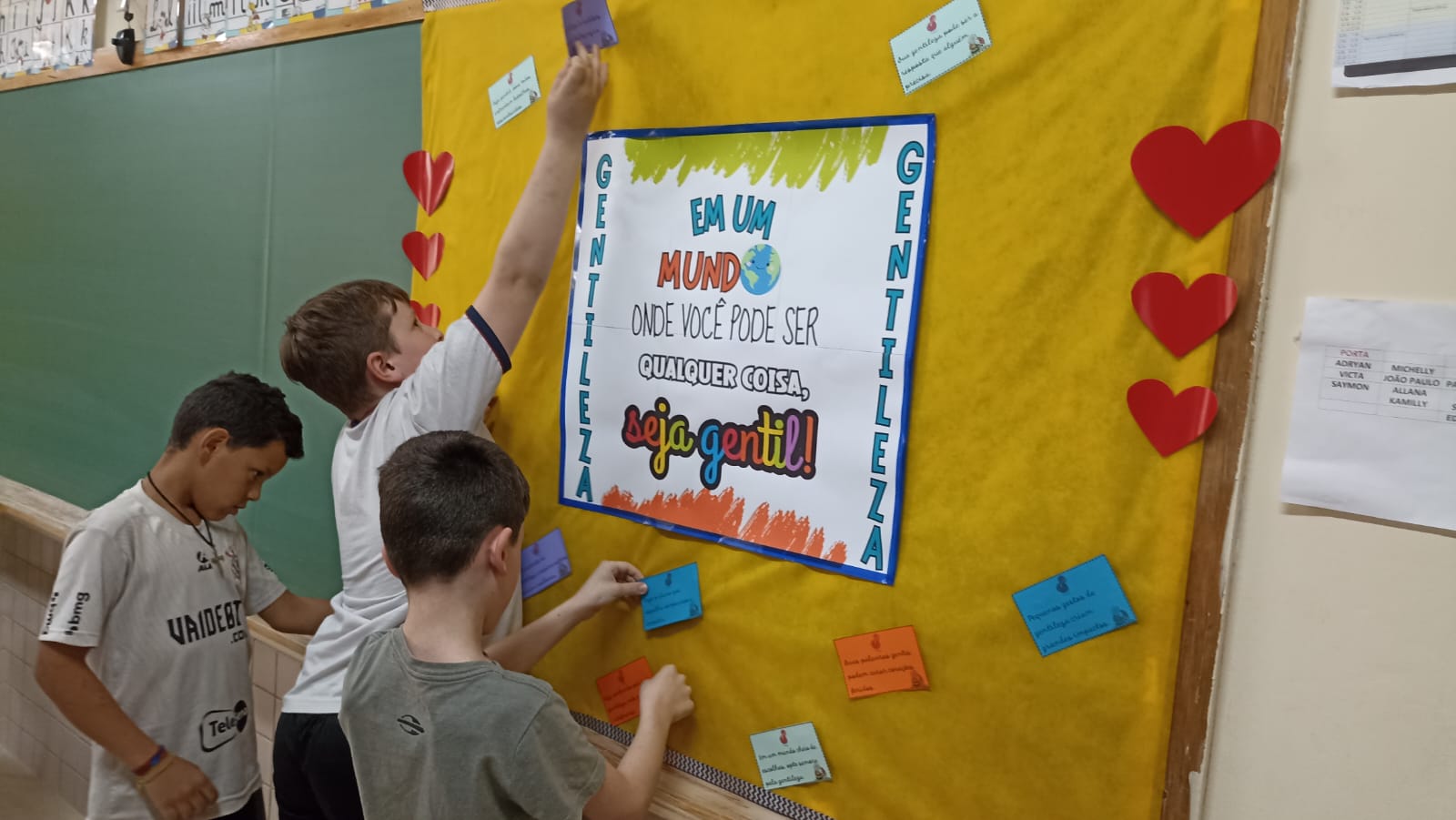 Confira os registros do trabalho dos alunos em sala de aula.