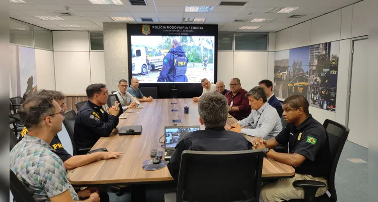 A empresa antecipou em quase seis meses a entrega de quatro radares móveis à Polícia Rodoviária Federal (PRF).