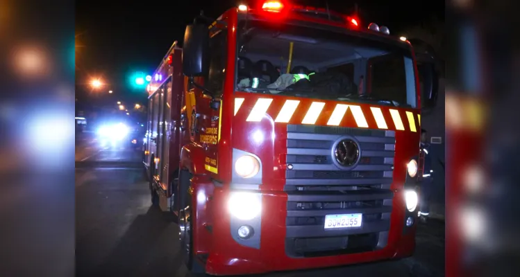 Auto Bomba Tanque Resgate (ABTR), dos Bombeiros, também foi acionado.