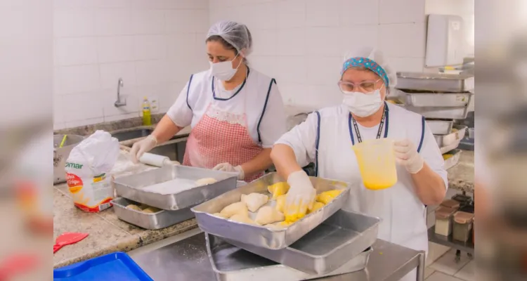 A Unidade de Alimentação e Nutrição é a responsável por esse trabalho fundamental na rotina dos hospitais.