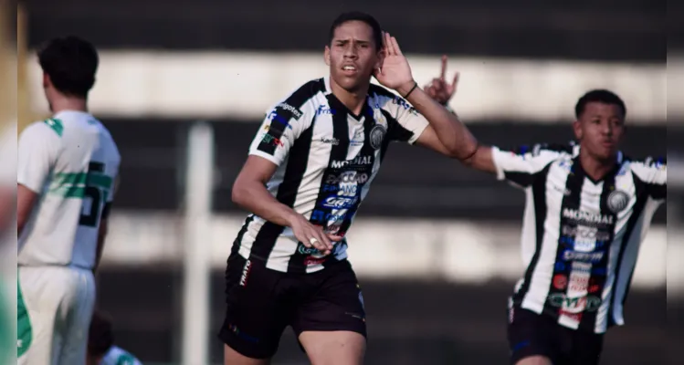 Operário vence Coritiba por 1 a 0 na primeira partida da final do Campeonato Paranaense sub-20 |