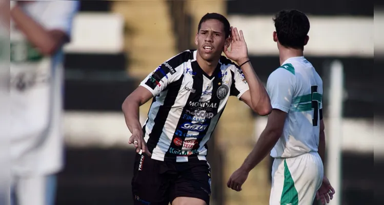 Operário vence Coritiba por 1 a 0 na primeira partida da final do Campeonato Paranaense sub-20 |