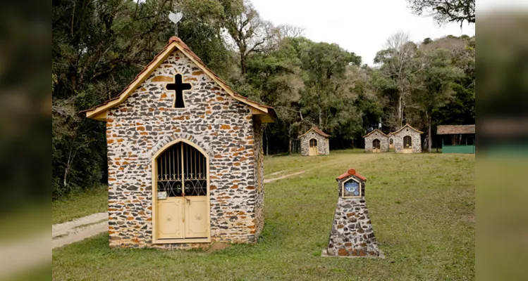 Entrada no local é gratuita; ponto está a 68 km de Ponta Grossa.