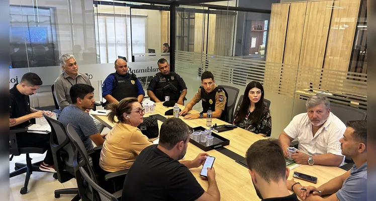 Reunião com os representantes de cada candidato e com a presença de autoridades de segurança ocorreu na nova sede do Grupo aRede |