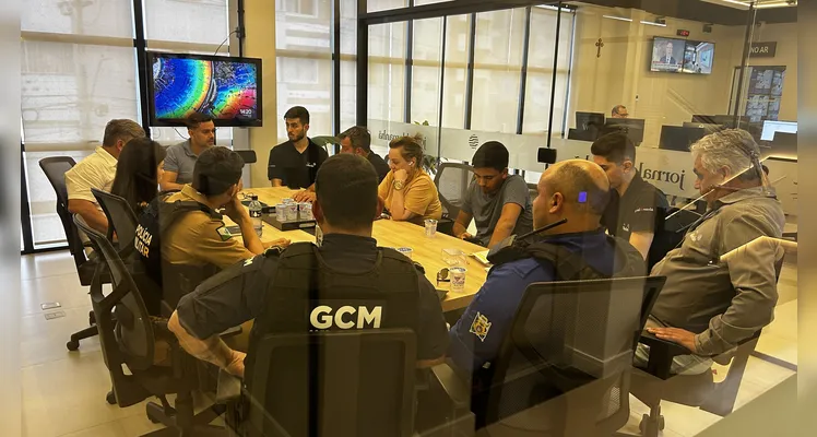 Reunião com os representantes de cada candidato e com a presença de autoridades de segurança ocorreu na nova sede do Grupo aRede |