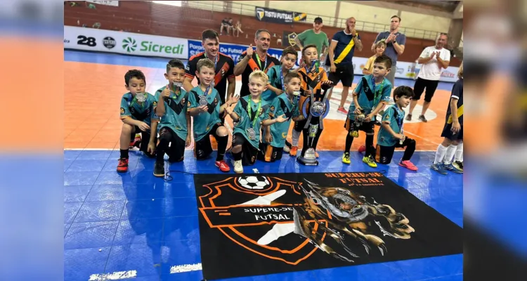 O torneio, promovido pela Federação Paranaense de Futsal, teve a participação de 12 equipes e foi disputado na cidade de Medianeira.