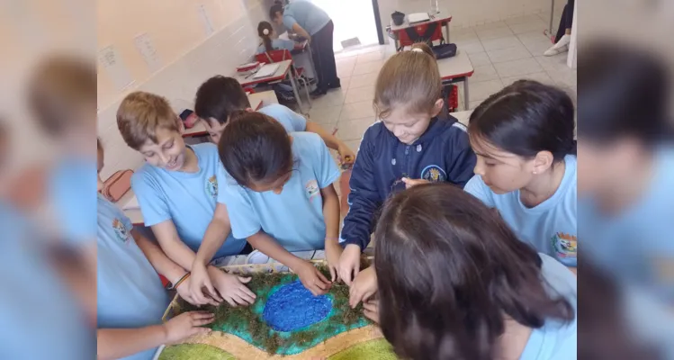 A confecção das maquetes contou com trabalho em sala de aula e com o auxílio dos familiares em casa.