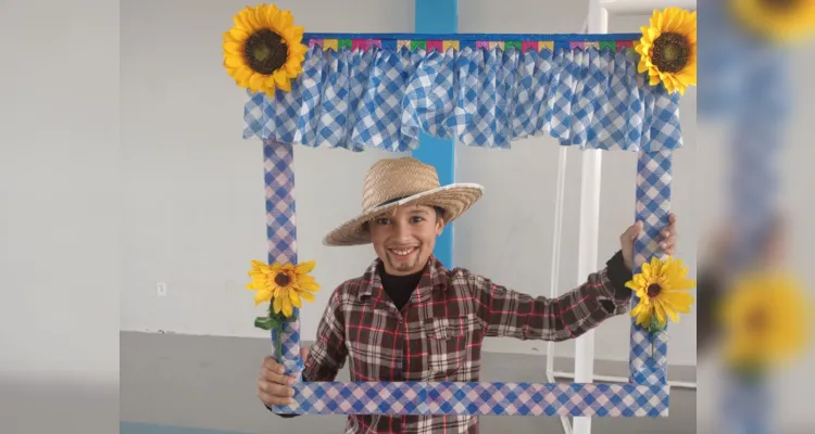 O projeto culminou com os alunos se fantasiando a caráter e realizando a apresentação da quadrilha na quadra da escolar.