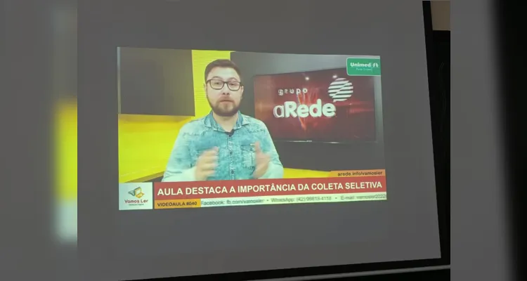 A turma contou com o auxílio de ferramentas educacionais como as videoaulas do projeto Vamos Ler e uma palestra especial sobre separação de resíduos.