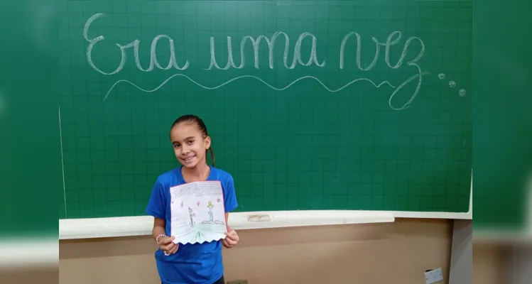 O projeto envolve várias dinâmicas e busca despertar o interesse dos alunos pela literatura.