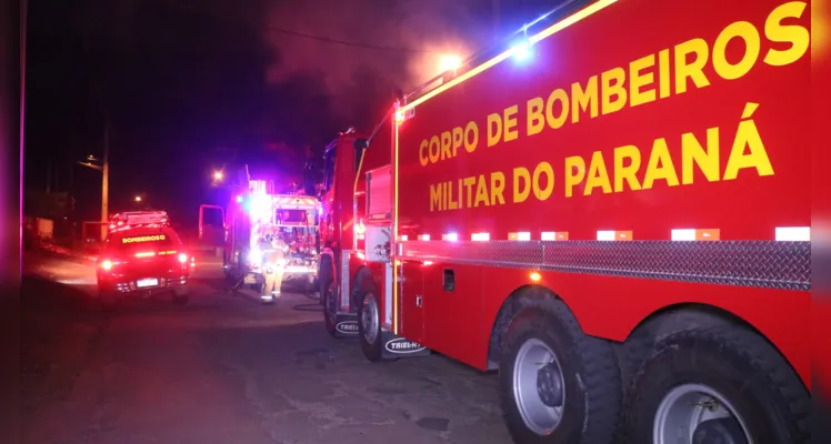 Fogo consumiu com a casa localizada no bairro Colônia Dona Luíza