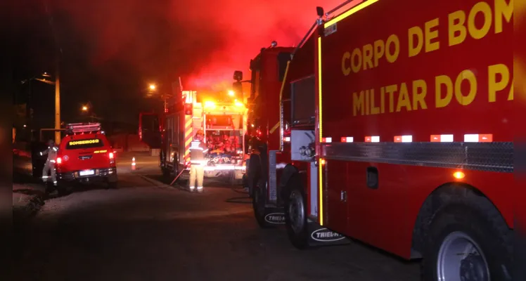 Fogo consumiu com a casa localizada no bairro Colônia Dona Luíza