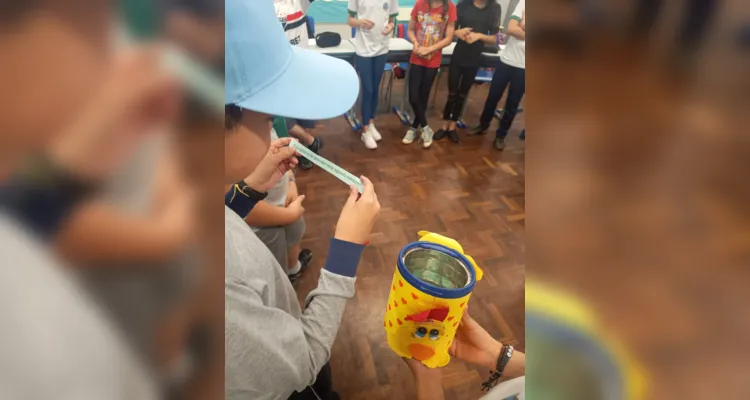 A proposta estimulou a cooperação entre os alunos e auxiliou na retomada das atividades em sala.