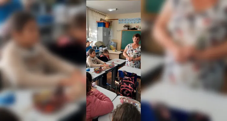 A turma complementou os estudos com pesquisas, discussões em sala e uma conversa com uma conselheira tutelar.