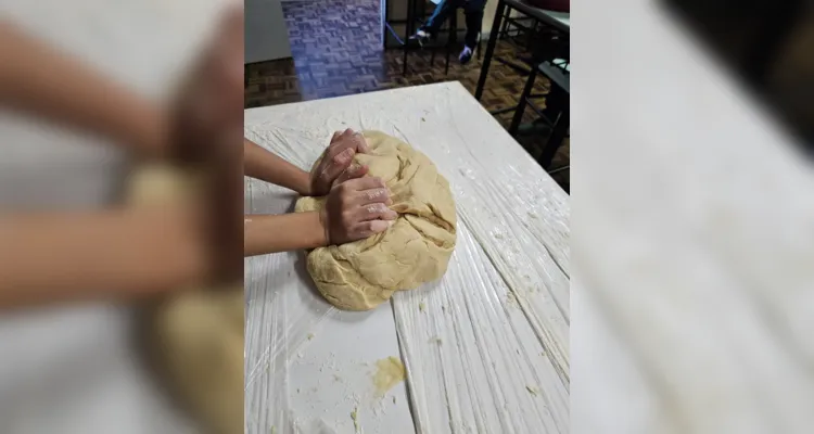 Confira como foi o processo realizado pelos alunos na sala de aula.