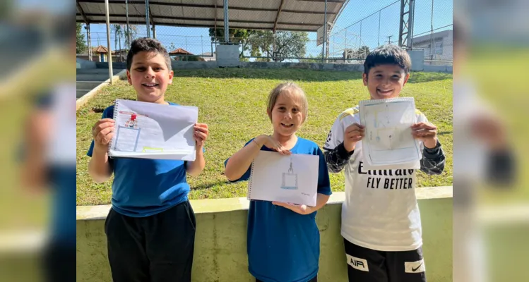 Através de ilustrações detalhadas, os educandos demonstraram reconhecimento e orgulho da atleta tupiniquim.