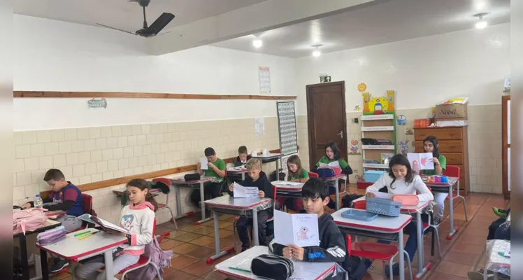 Docente destaca ampla adesão e participação da turma no projeto.