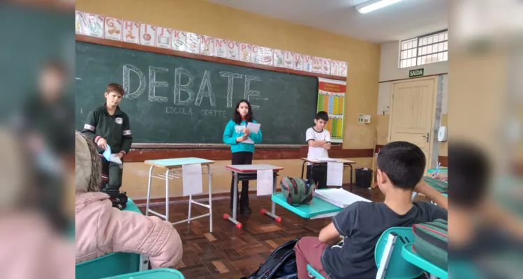 Educandos desenvolveram um amplo trabalho cidadão sobre as eleições.