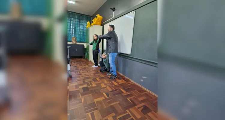 Palestra ensinou e divertiu alunos.