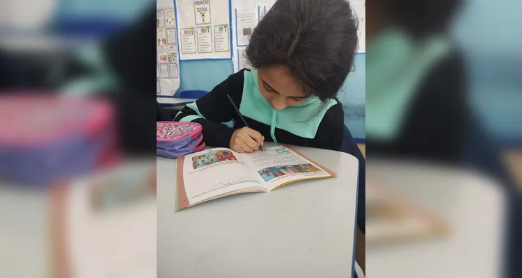 Uma cartilha didática também auxiliou os alunos em sala de aula.