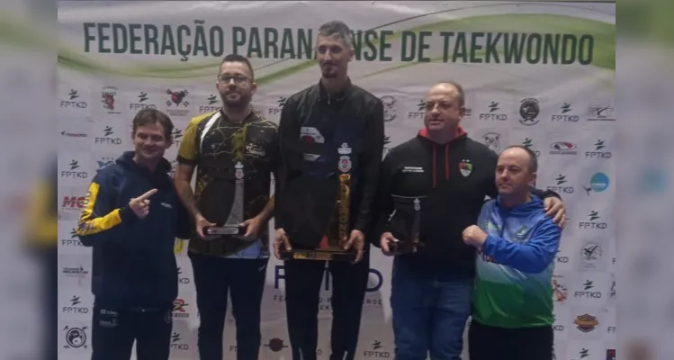 As equipes asseguraram troféus de 1º lugar nas categorias seletiva (São João), faixa colorida (Junior lima) e geral por equipes (Quedas).