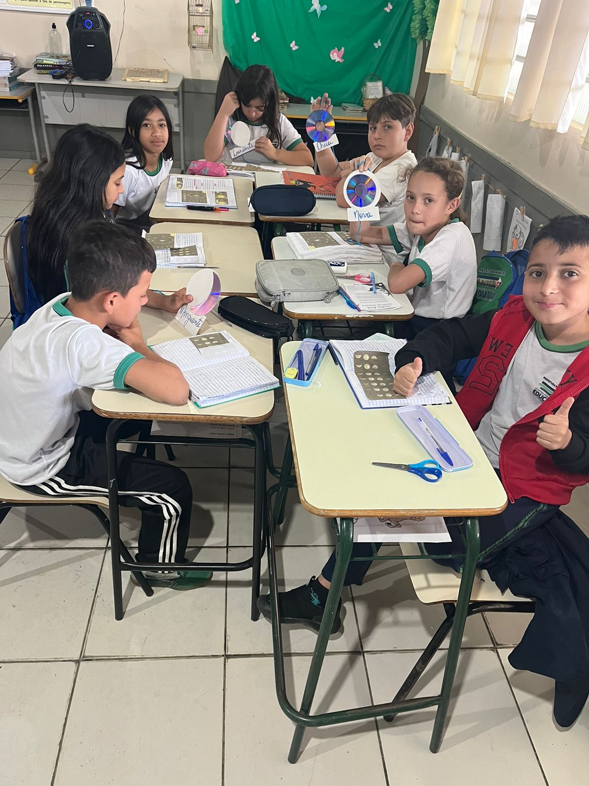 Confira os registros feitos pelos alunos e o trabalho em sala de aula.