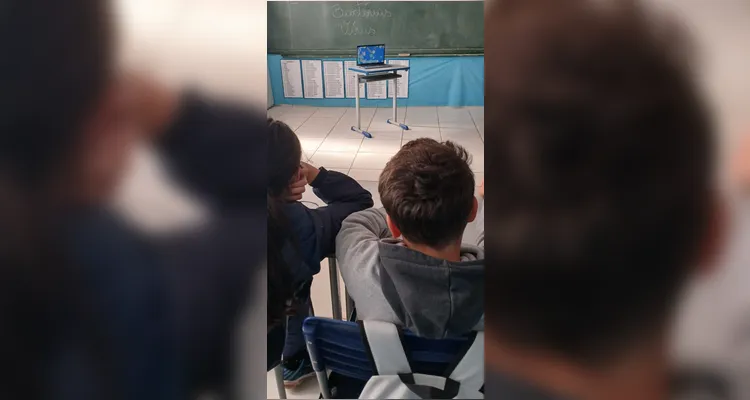 Trabalho em sala de aula foi aprofundado com produções acerca da temática.