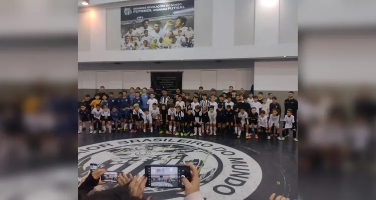 Atleta de Ponta Grossa é aprovado em seletiva de futsal do Santos