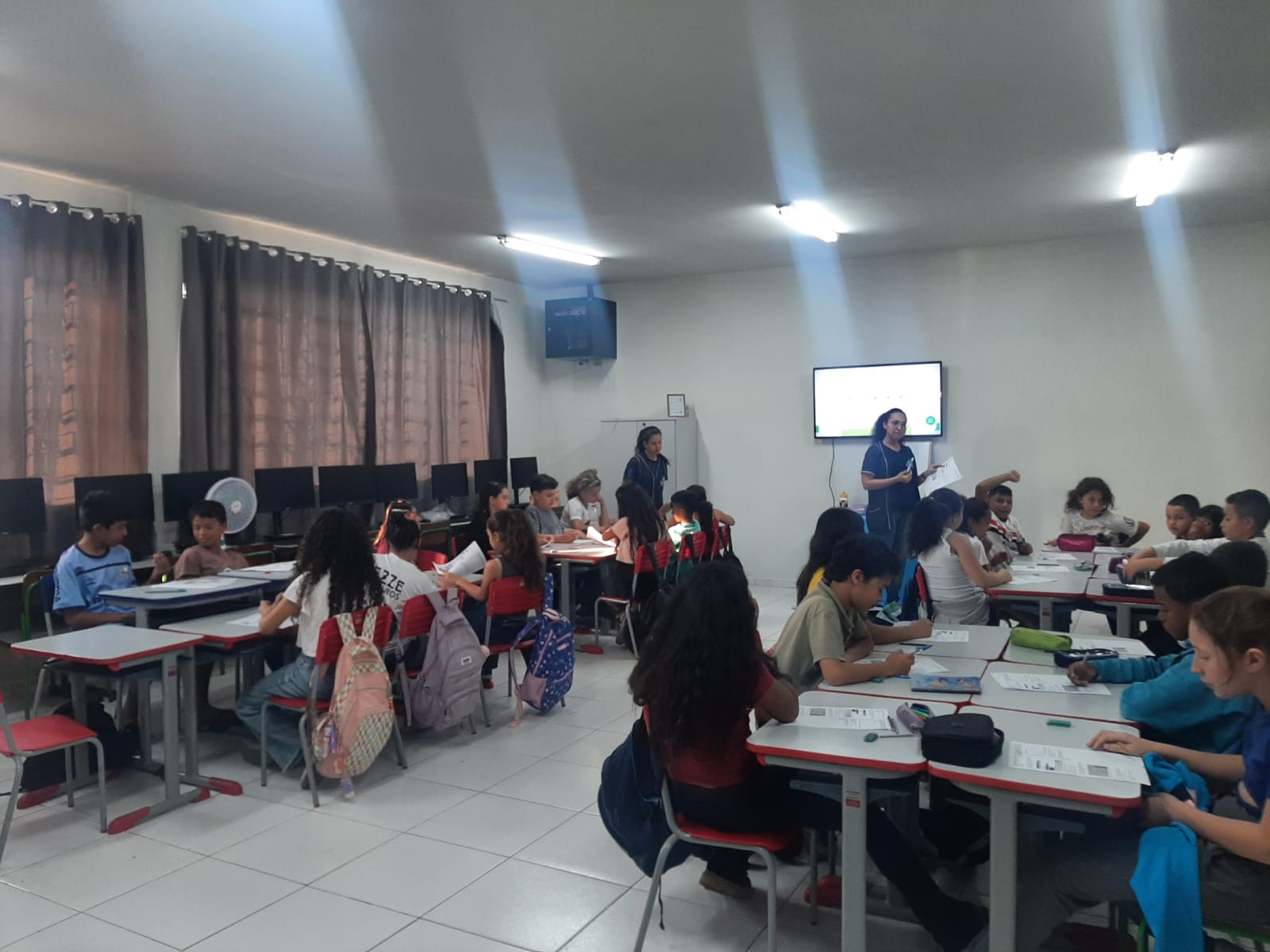 Estímulo e atenção aos conteúdos mais difíceis foram destaques em sala de aula.