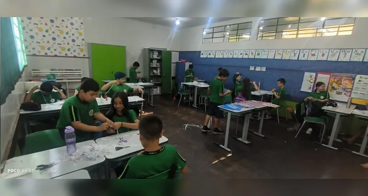 Veja como foi o trabalho em sala de aula.